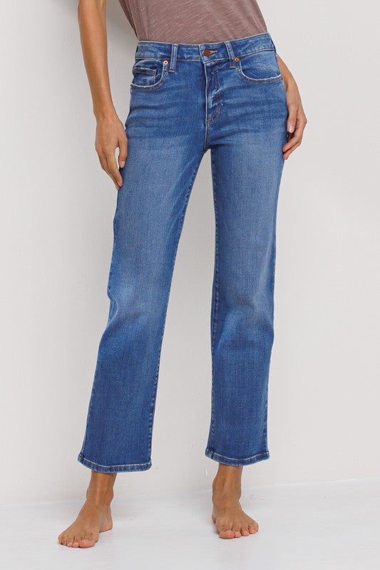 Mid Rise Ultra Stretch Slim Straight Jean